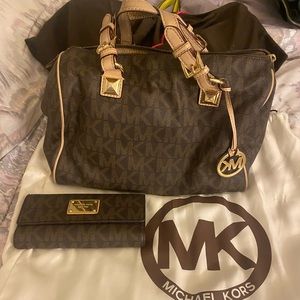 Michael Kors Tote bag w/wallet